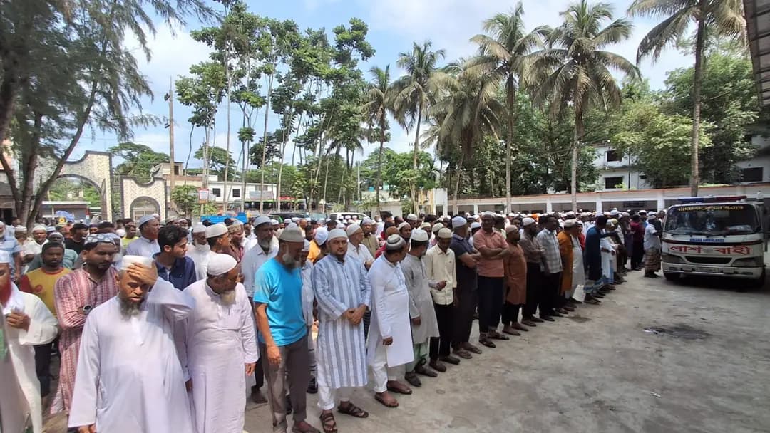 বাড়িতে বাবার লাশ রেখে এসএসসি পরীক্ষায় অংশ নিল ছেলে
