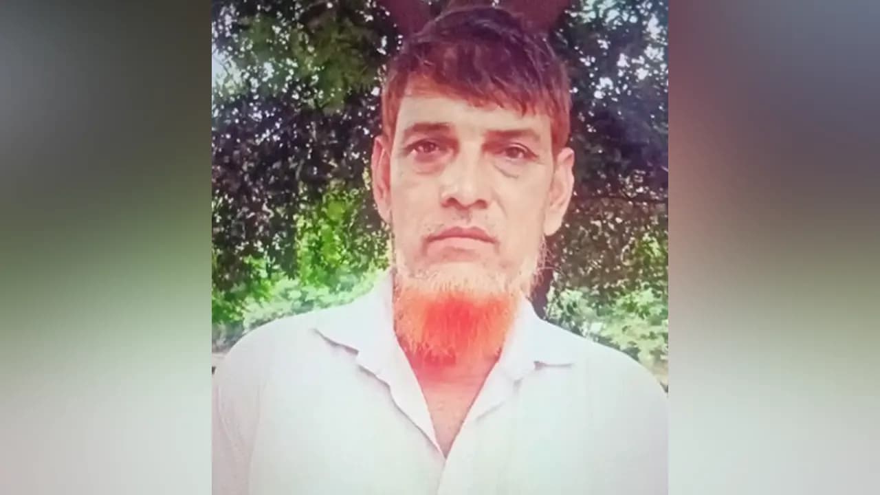 ইট দিয়ে পিটিয়ে ব্যবসায়ীকে হত্যা