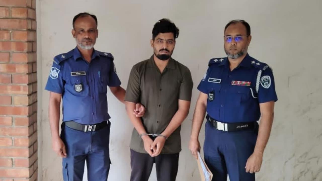 লিবিয়ায় মাফিয়া চক্রের সঙ্গে মিলে বাংলাদেশিদের অপহরণ করতেন রিফাত