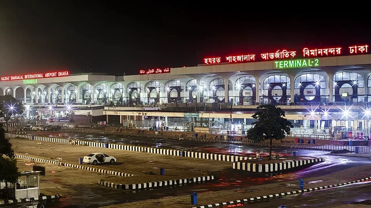 শাহজালাল বিমানবন্দরে আগুনের ধোঁয়া, যাত্রীরা আতঙ্কিত