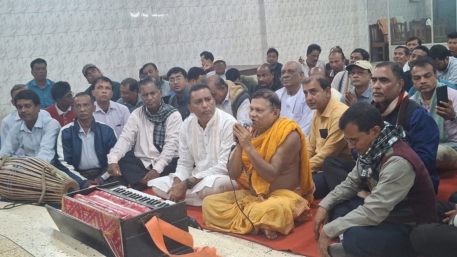 সাবেক প্রধানমন্ত্রী বেগম খালেদা জিয়ার রোগ মুক্তি কামনায় বসুরহাট জগন্নাথ মন্দিরে প্রার্থনা |