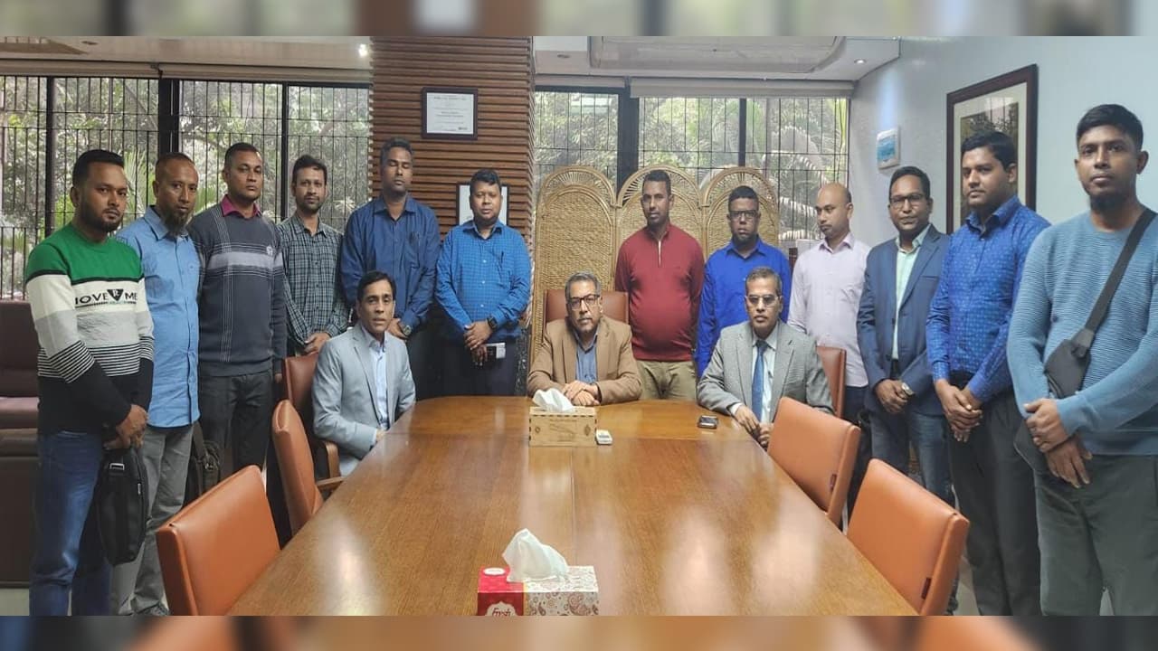 ইঞ্জিন রক্ষণাবেক্ষণ দক্ষতা বাড়াতে বিদেশে বিশেষ প্রশিক্ষণে ১০ রেলকর্মী