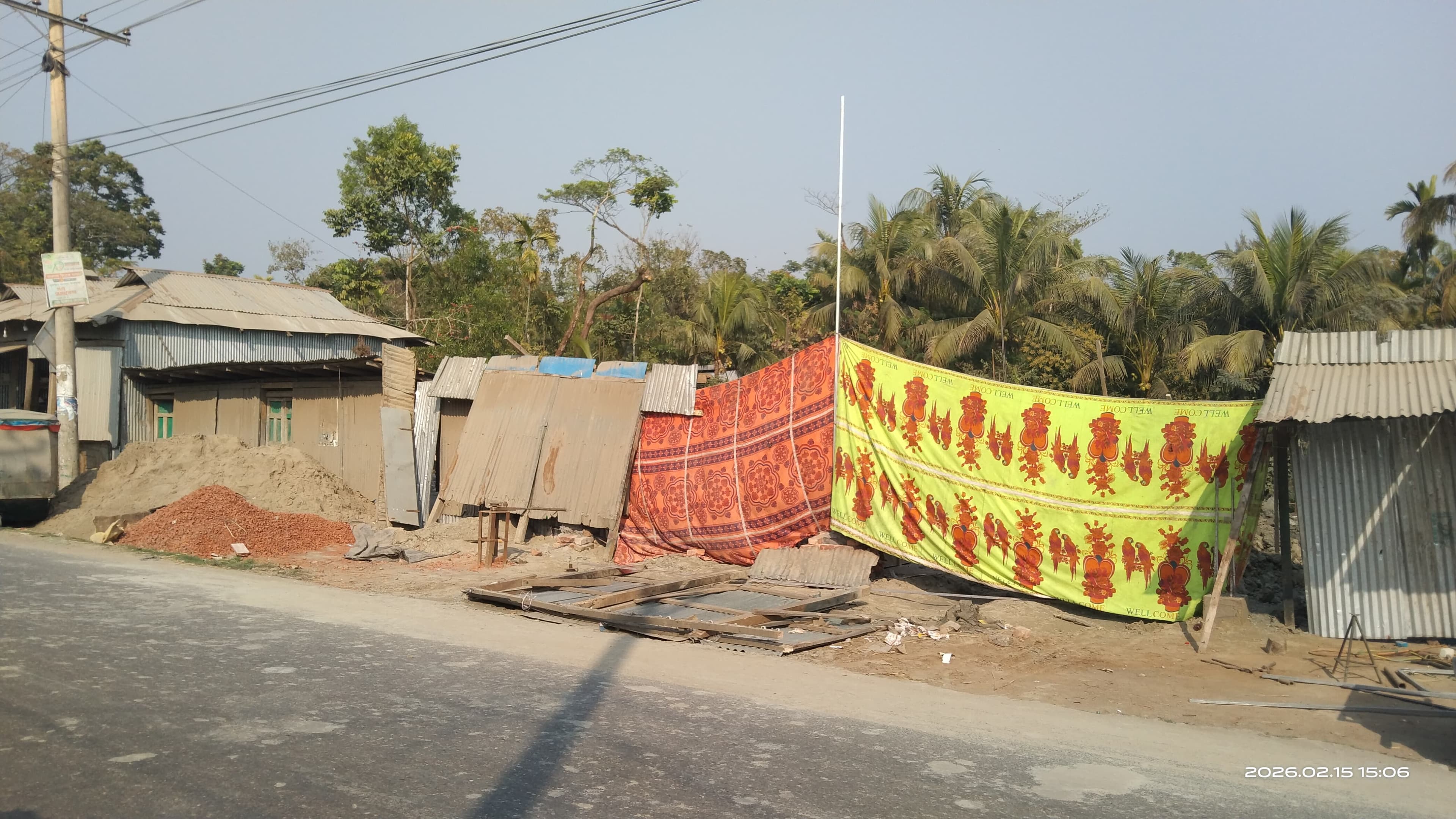 সুবর্ণচরে প্রশাসনের নাকের ডগায় চলছে সরকারি খাসজমি দখলের মহোৎসব