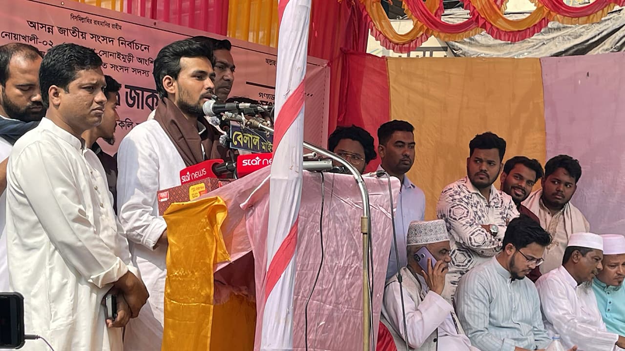 ১৭ মাসেই শেখ হাসিনার ১৭ বছরের মতো ফ্যাসিবাদ দেখেছি : আসিফ মাহমুদ