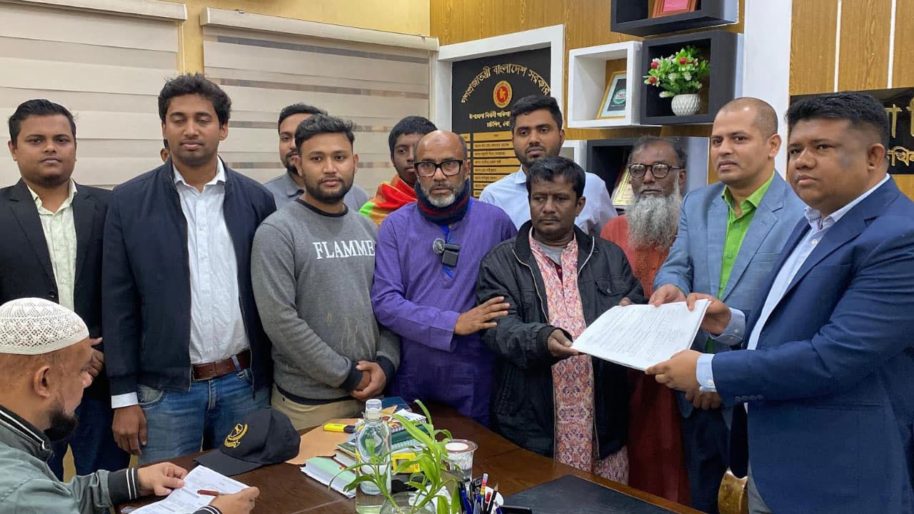 এনসিপির মনোনয়ন কিনলেন জুলাই শহীদের বাবা