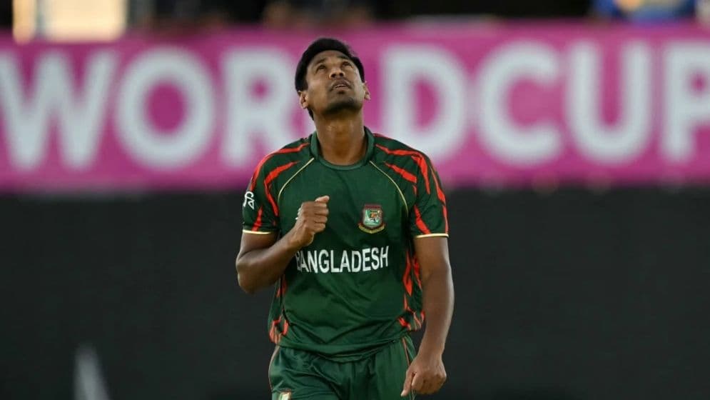 আইপিএল মাঠে রাজনীতির ছায়া মুস্তাফিজ বিতর্কে উত্তাল ভারতীয় রাজনীতি