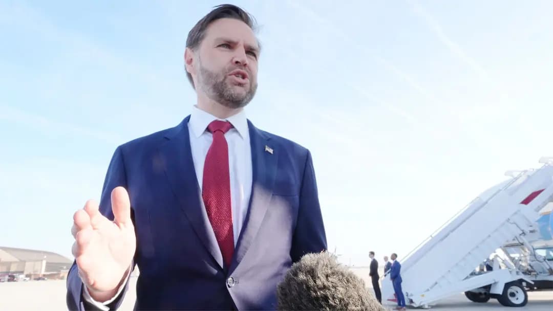 মার্কিন প্রতিনিধি দলকে নিয়ে ইসলামাবাদে পৌঁছেছেন ভ্যান্স