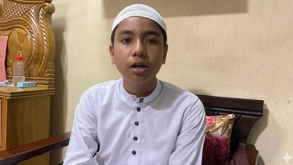 কথায় তোতলামি, তবে সুরেলা কণ্ঠে কোরআন তিলাওয়াত করেন মিকাইল