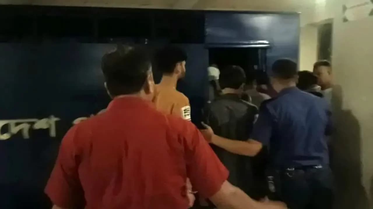 শিশু মৃত্যুর ঘটনায় নোয়াখালী চক্ষু হাসপাতালের এমডি কারাগারে